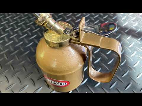 Vintage Oil Can Restoration