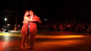 Video thumbnail for 2007 4° Milongueando Tango Festival Leandro Palou e Romina Godoy ballano "Flor de Montserrat"
