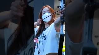 Download lagu Yoona is filming 'ISAC' alone #shorts #soshitamtam mp3