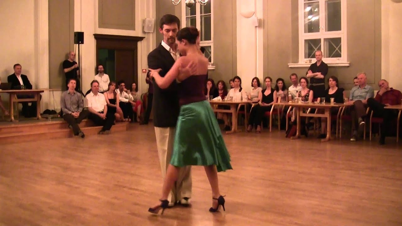 Jean Sébastien Rampazzi and Katerina Sakka, tango improvisation - Esta noche de luna