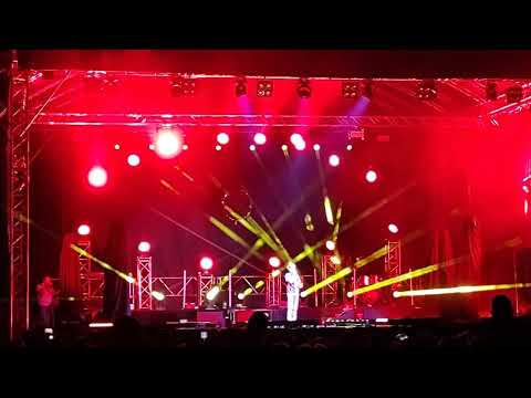 "Talking to the moon" Bruno Mars cover by Witek Piasecki