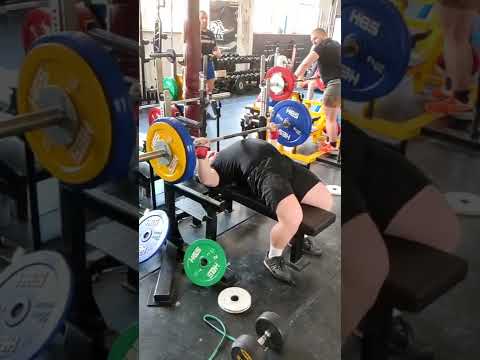 172,5kg bench press                        bw 119kg