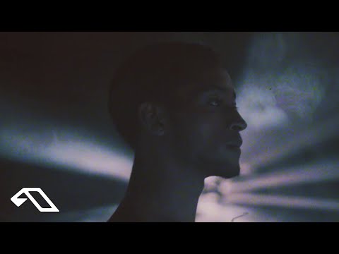 Franky Wah feat. iiola - Bring Me Back To You