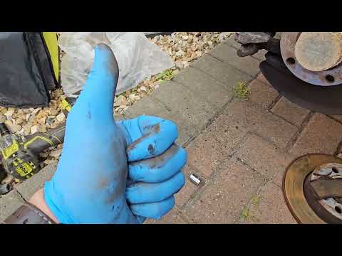 Mk3 Fabia Monte Carlo Rebuild: Part Three - Track Rod End, Rear Brakes, and Airbag kit