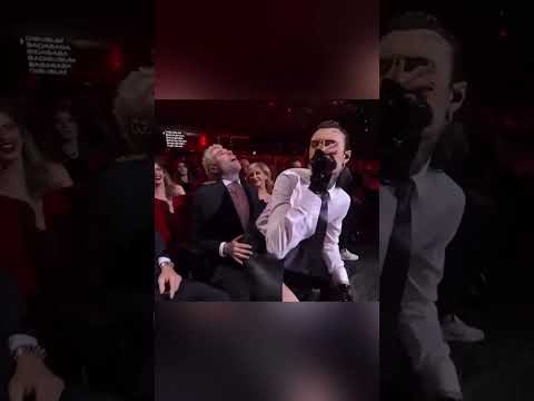 Scandalo Rosa Chemical - Fedez, ora Meloni vuole cambiare i vertici Rai