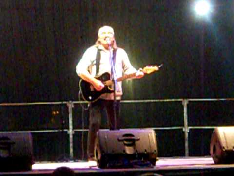 Zilele Cetatii Fagarasului 2011-Vasile Seicaru -Versuri "Florian Pittis - Vânare de vânt"