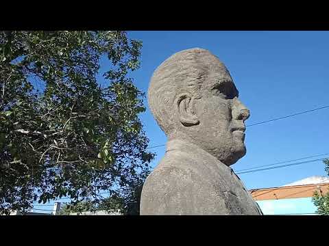 BUSTO "JUAN PEDRO TAPIÉ PIÑEYRO" SAN RAMÓN, CANELONES - La Macana "Corazón del Mundo"