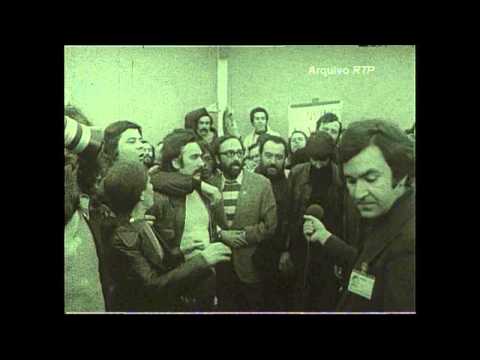 Um Ano de Revolução Dias de Abril