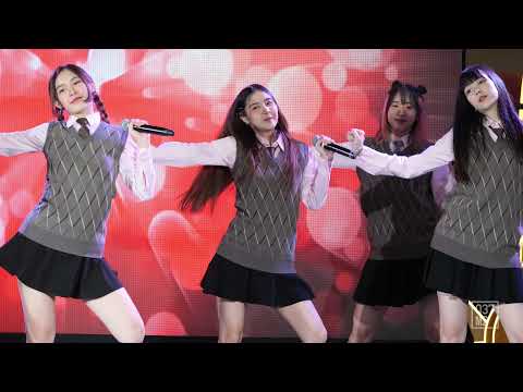 211212 DAISY DAISY Wawa - แฟนที่ไม่รู้ใจ @ Sora! Sora! Debut Stage Reach for the Sky [Fancam 4K 60p]