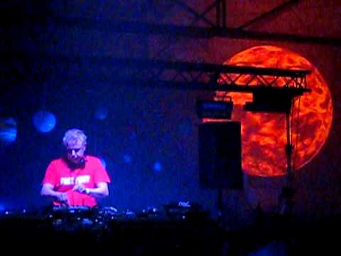 Saint @ Zodiak Commune Eightteen + Part 1