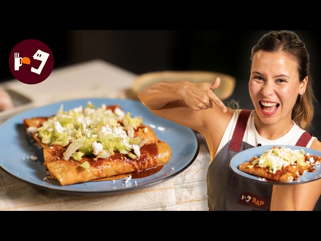 ¿Sobras de pollo? Aprovecha y prepara estas ENCHILADAS ROJAS