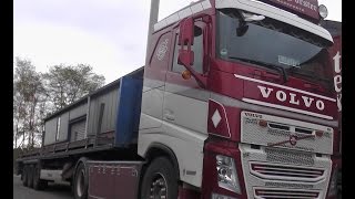 preview picture of video 'MIKE FÖRSTER Transporte #1 VOLVO FH, SCANIA V8, MB Actros [+V8-Sound-Machine][HD]'