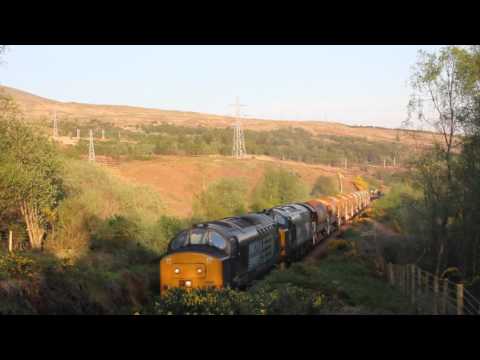 37688 & 37218 on West Highland Line 10.05.16
