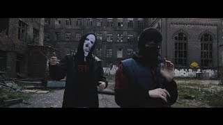 White Trash Lyrics English Translation