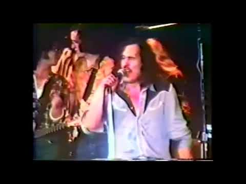 Hot Rod Lincoln by Commander Cody and His Lost Planet Airmen 12/10/71