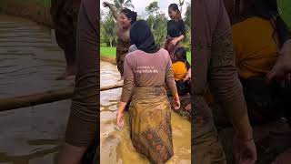 Download lagu Kesederhanan adalah kebahagian #gadisdesa #jandadesa #gadis #janda #desa #kampung mp3