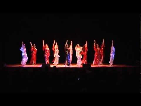 Soraya Saadi & la Troupe Féminissime Orient