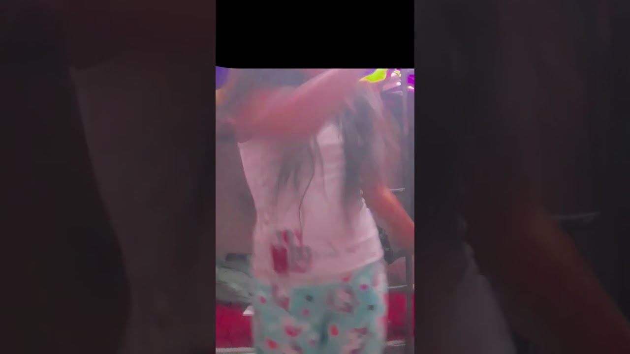 Se subio un borrador😳💜