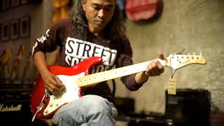 Video thumbnail for FERNANDES STRATOCASTER by Surin Vintage