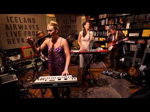Rökkurró - In Her Eyes (Live on KEXP)