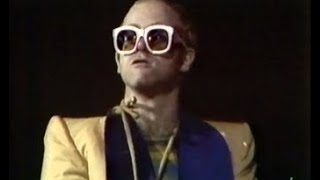 Elton John - Earl&#39;s Court, London, England, May 12, 1976