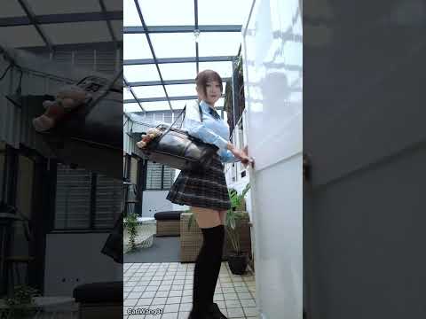 思-學生服拍攝 #美腿 #膝上襪 #制服 #百褶裙 #美脚 #ニーソックス #미다리 #무릎양말 #교복 #플리츠스커트