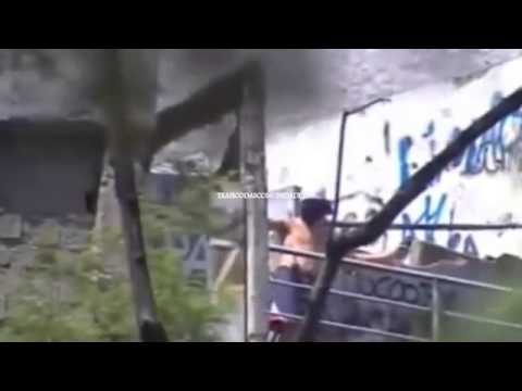 MC URUBUZINHO - SE A BALA COME ALGUÉM SE ESCONDER