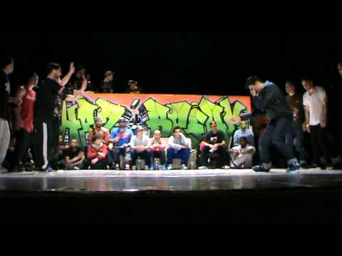 Subskillz VS joyeux Loufock Demi finale battle Hazbreak 2012