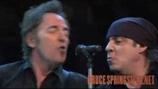 Bruce Springsteen - Radio Nowhere [Live] Hamilton Canada ´08