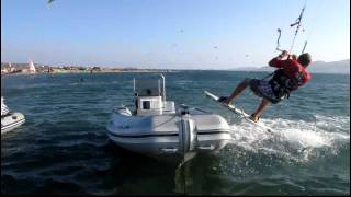 preview picture of video 'HD Dimitri Kiting at Paros...'