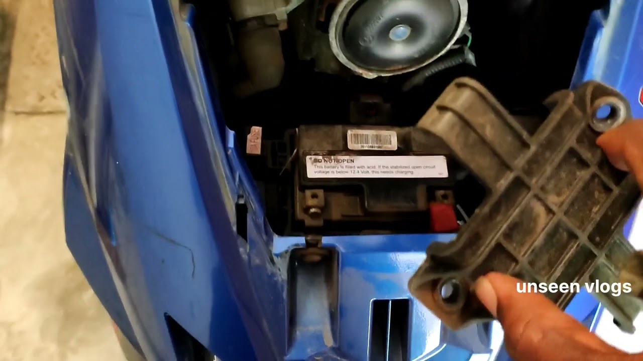 Watch video TVS NTORQ 125cc Battery Remove Tamil version Now TVS NTORQ 125cc Battery Remove Tamil version