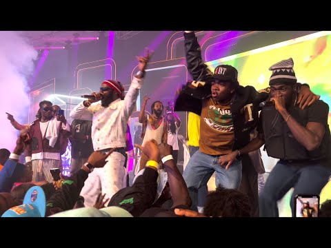 Smada & ODUMODUBLVCK performs PAPILO Live at AMVCA9