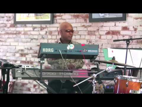 Mo E Trio featuring Grover Stewart on vocals