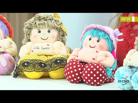 Artesã produz lindas bonecas para suportes de portas 19 01 2022