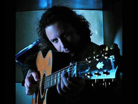 ES ELLA - MAURICIO Y PALODEAGUA.wmv