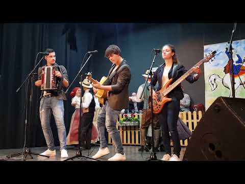 Zašpilaj in zakrikaj po domače  ter ansambel Norost