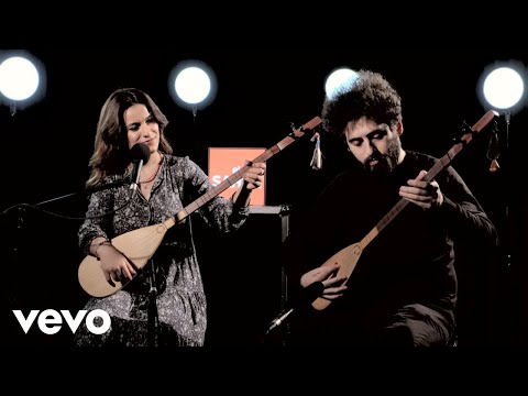 elapro SAHNE - Ela Gözlü Pirim Geldi (Official Music Video) ft. Başak Kalyon