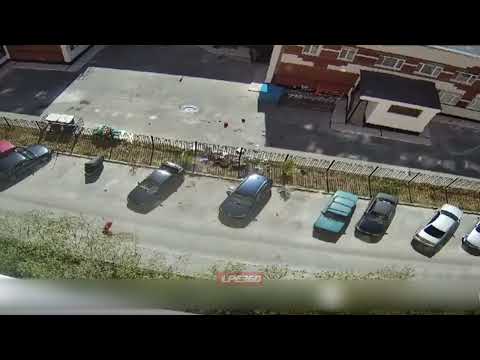 Propane tank explodes in car truck