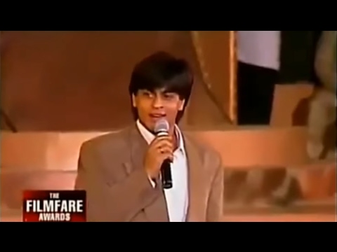 Shah Rukh Khan wins FilmFare 1994 Best Villain Award for Anjaam