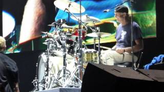 Stay With Me (Faces/Rod Stewart) - Foo Fighters w/ Chad Smith at Citi Field (07-15-15)