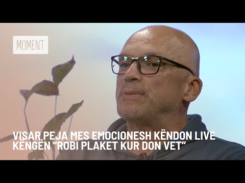 Visar Peja mes emocionesh këndon live këngën “Robi plaket kur don vet”