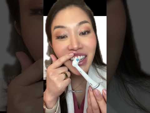 Oral B and Sonicare toothbrushes in side by side comparison. #electrictoothbrush #toothbrush