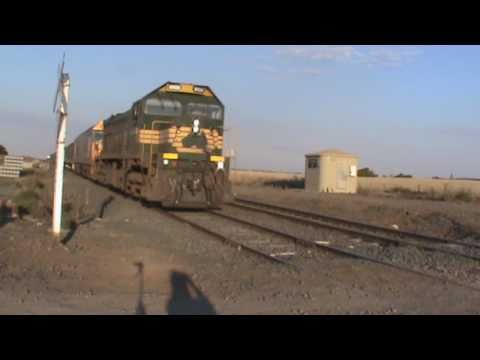 XR554 with BL32 on a grainy at Gheringhap