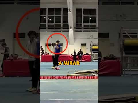 los RECORDS se MIDEN en VASOS de PLÁSTICO 🥛😱 #shorts #deporte #athletics #wow #record