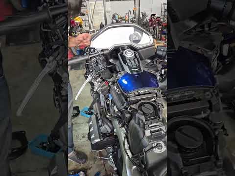 Honda Goldwing ราคาเป็นล้านแพงอะไร?#dlogtech