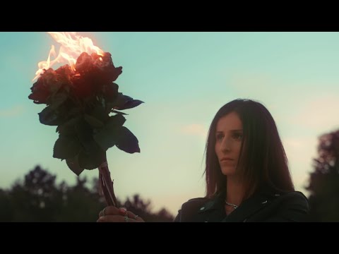 Dana - Ti Amo (Version Française) (Clip Officiel)