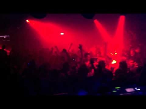 Michael Woods - No Access - Benni Benassi