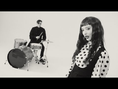 Faouzia - DON'T EVER LEAVE ME (Official Music Video)