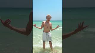 Download lagu Pattaya I (don’t) love you💚 #GWANDO_Challenge #TAEYONG #태용 #Shorts mp3