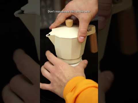 How does a moka pot work? #coffee #espresso